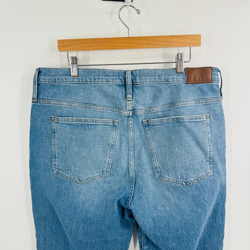 Madewell Medium Wash The Mid-Rise Perfect Vintage Jean Size Raw Hem Size 33 - Picture 8 of 13